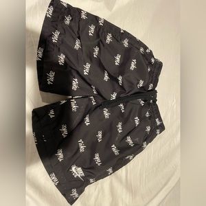 *USED* Men's Woven Allover Print Flow Shorts